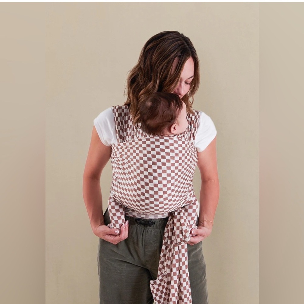 Solly Baby Brown and White Checkered Wrap